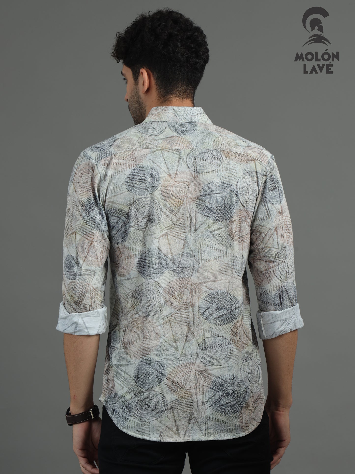 Men Slim Fit Printed Spread Collar Casual Shirt